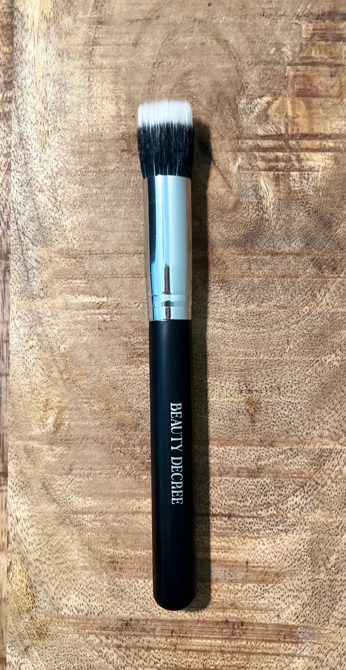 Highlight/Contour Duo-Fiber Brush